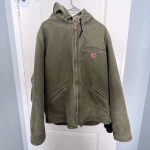 Carhartt Sherpa Lined Duck Jacket size L. Used